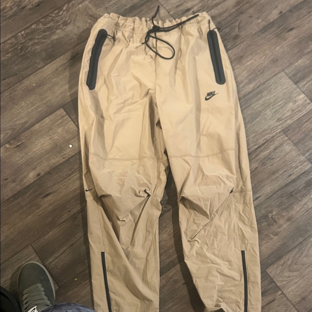 Nike Men's Beige Jogger Pants with Black Accents